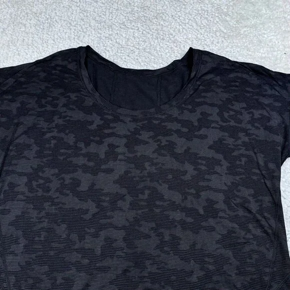 Lululemon Black Camo Miles Ahead Tee - Picture 6 of 9
